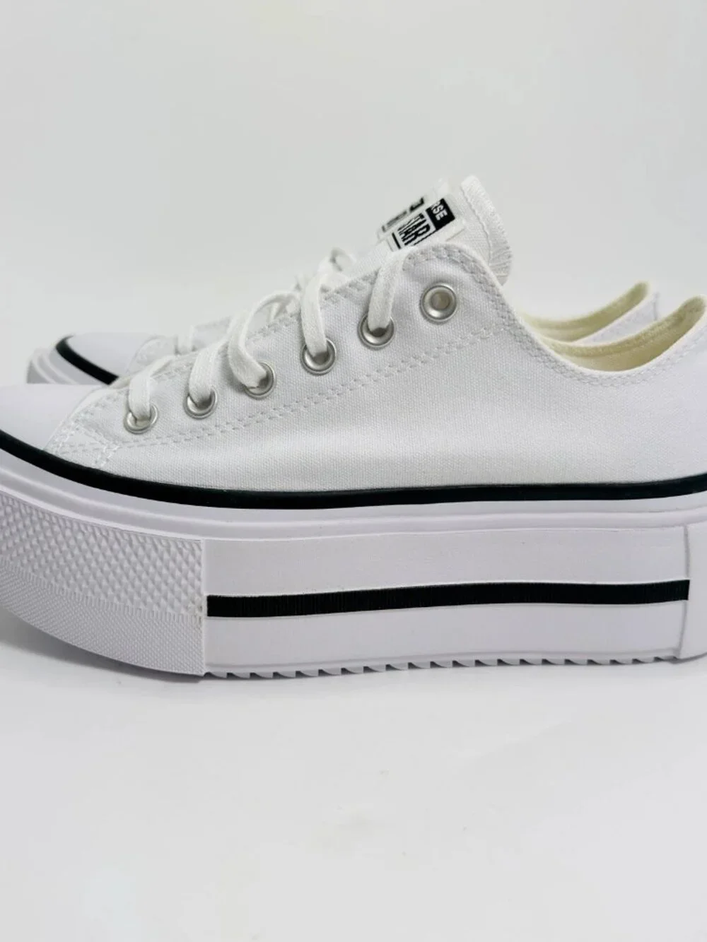 Converse Chuck Taylor All Star Lift Double Stack Platform White Size 8 NWOB - Picture 3 of 9